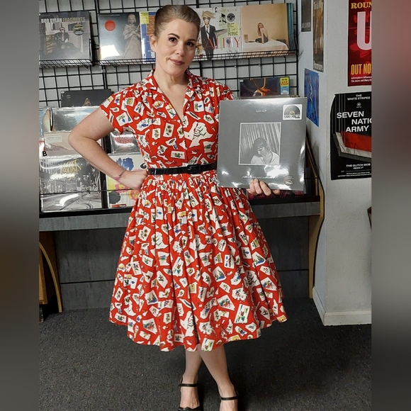 Meet your Posher, Ashley - Picture 3 of 5